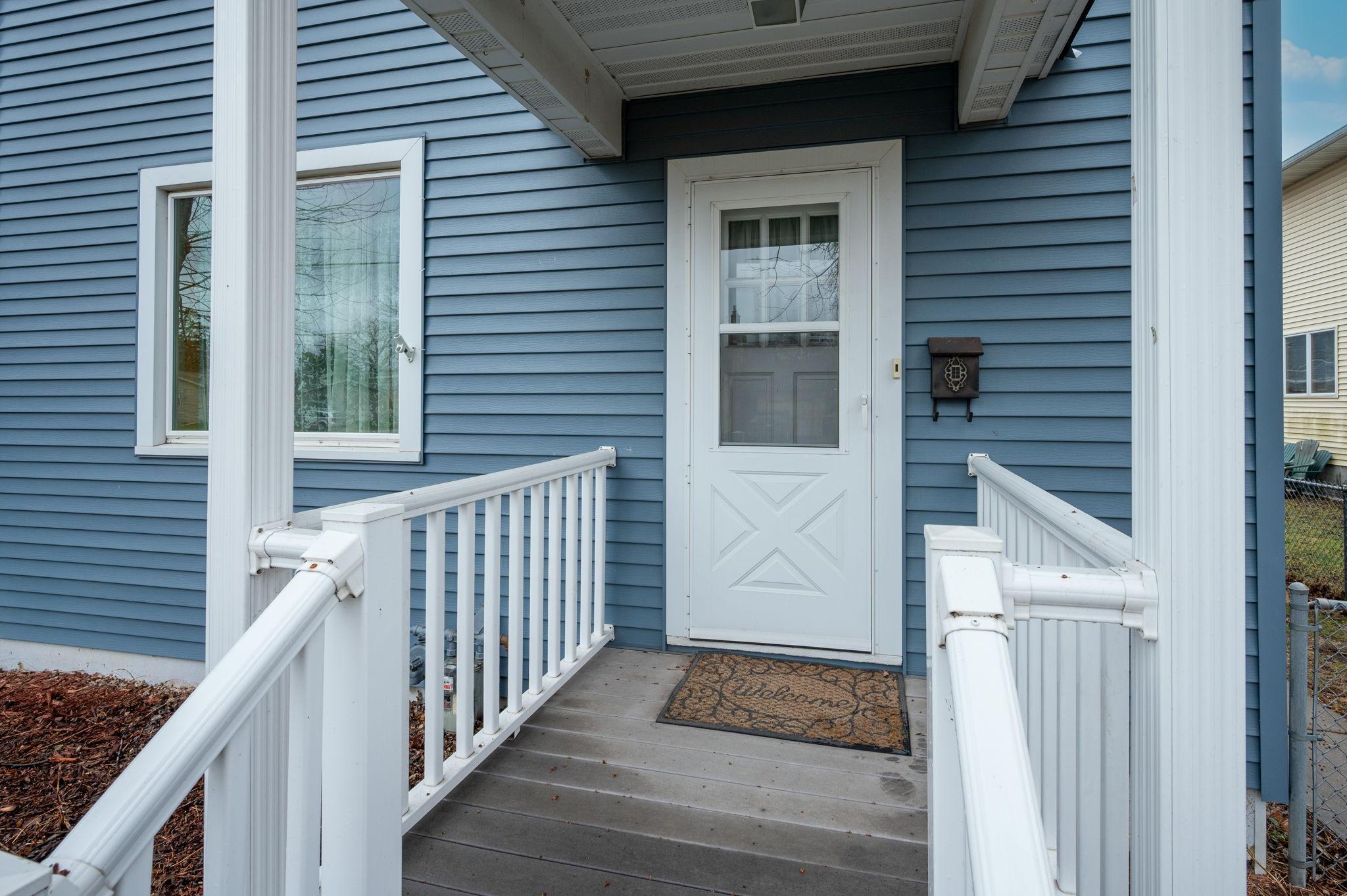 616 Range St North Mankato MN-3.jpg