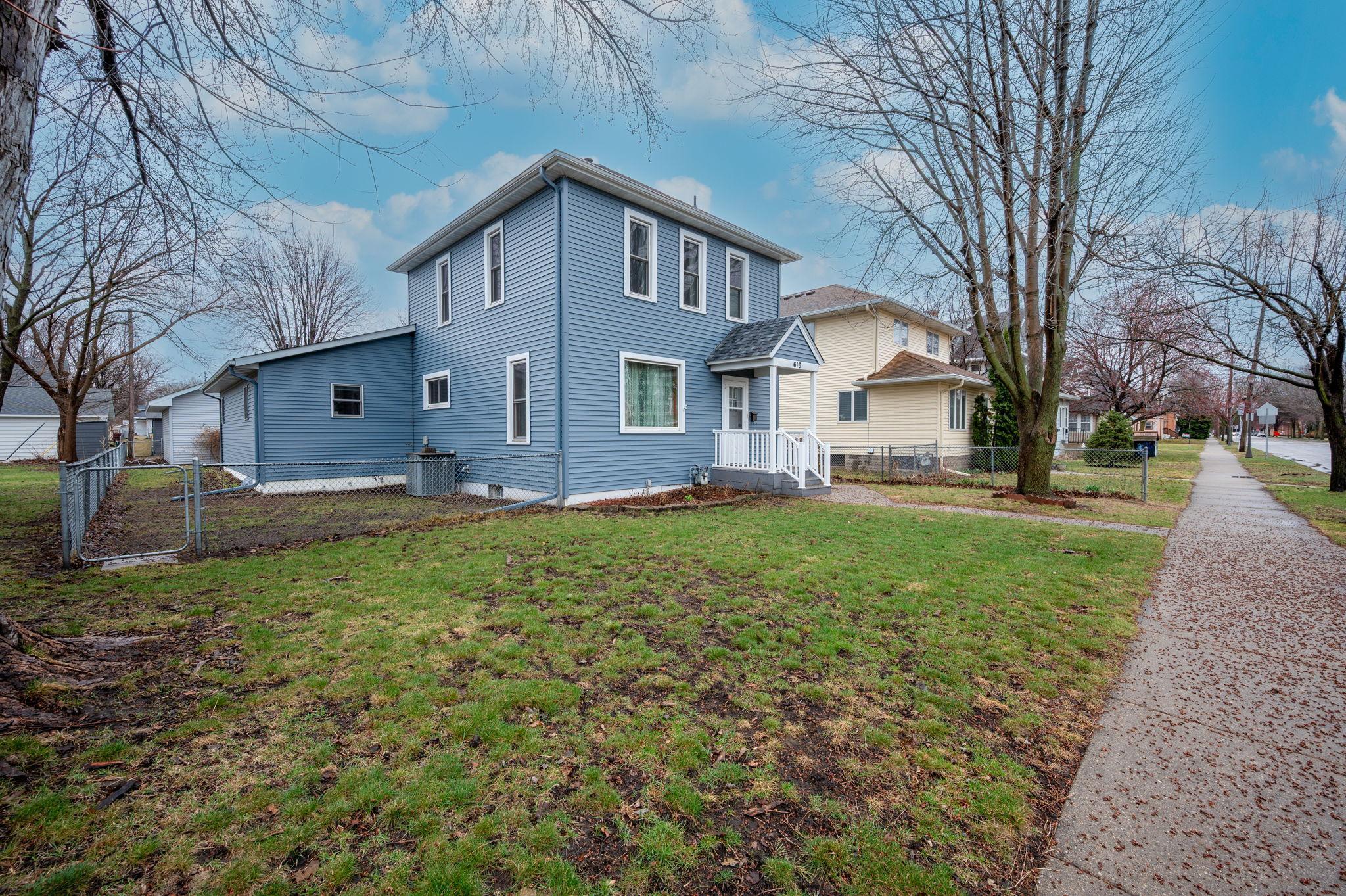 616 Range St North Mankato MN-2.jpg