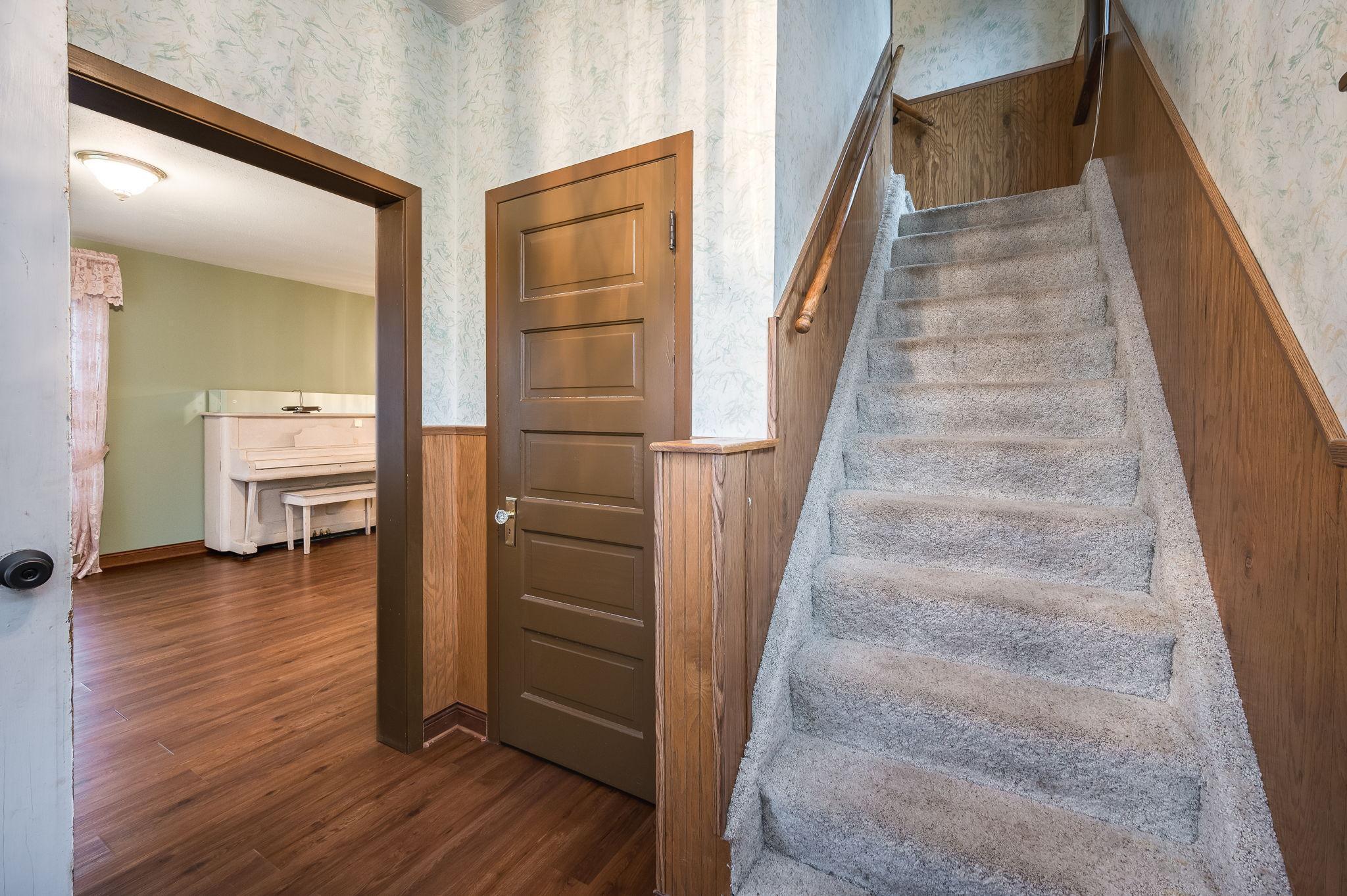 616 Range St North Mankato MN-24.jpg