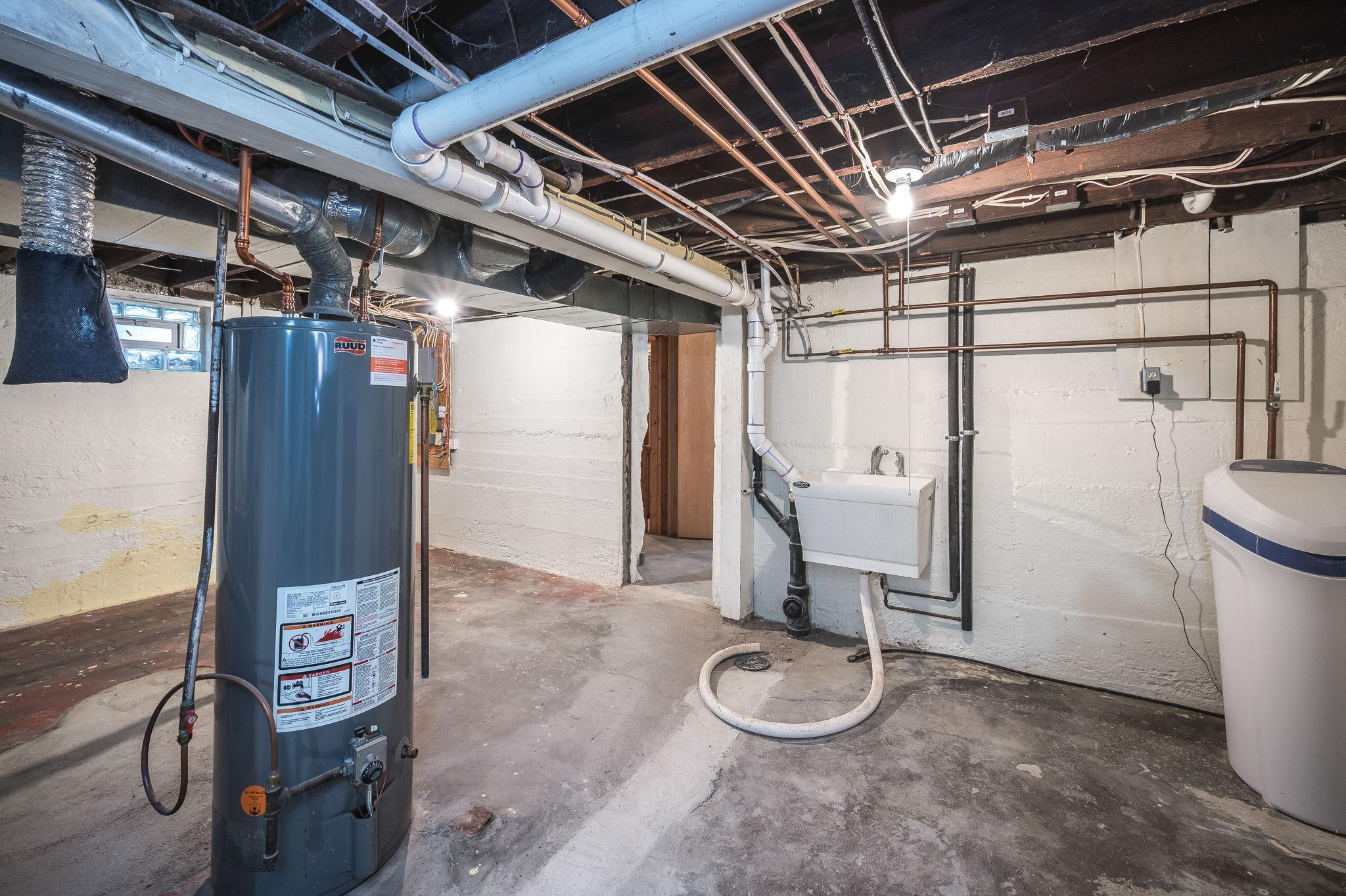 616 Range St North Mankato MN-36.jpg