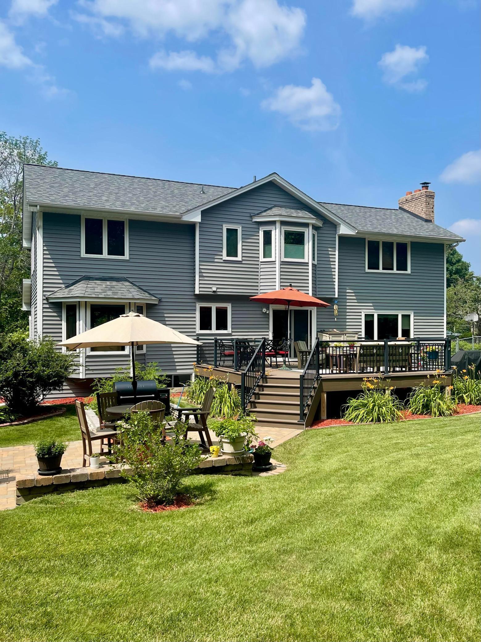 Summer - Photo courtesy of the seller.