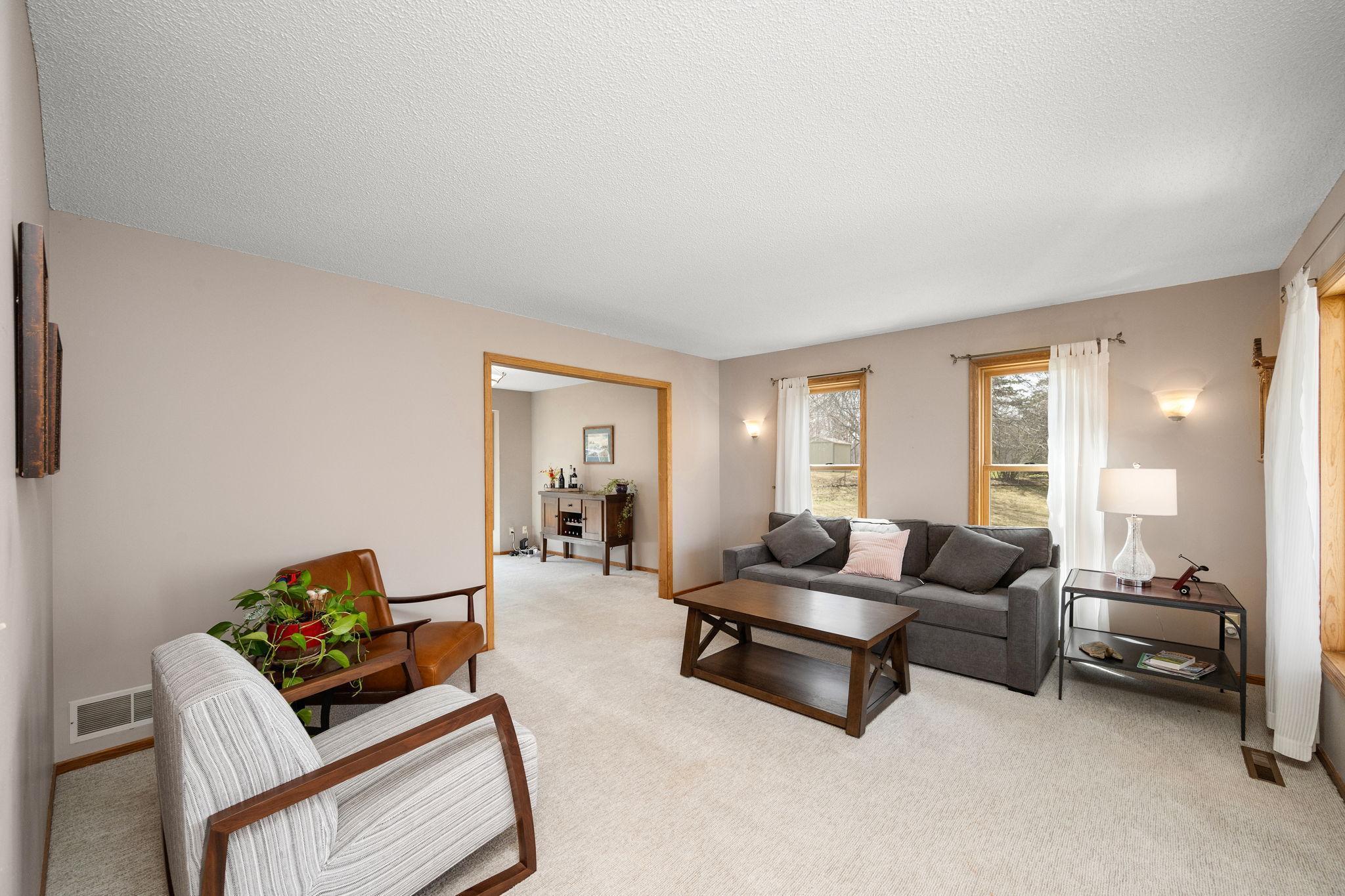 Looking towards the dining room from front door/living room.