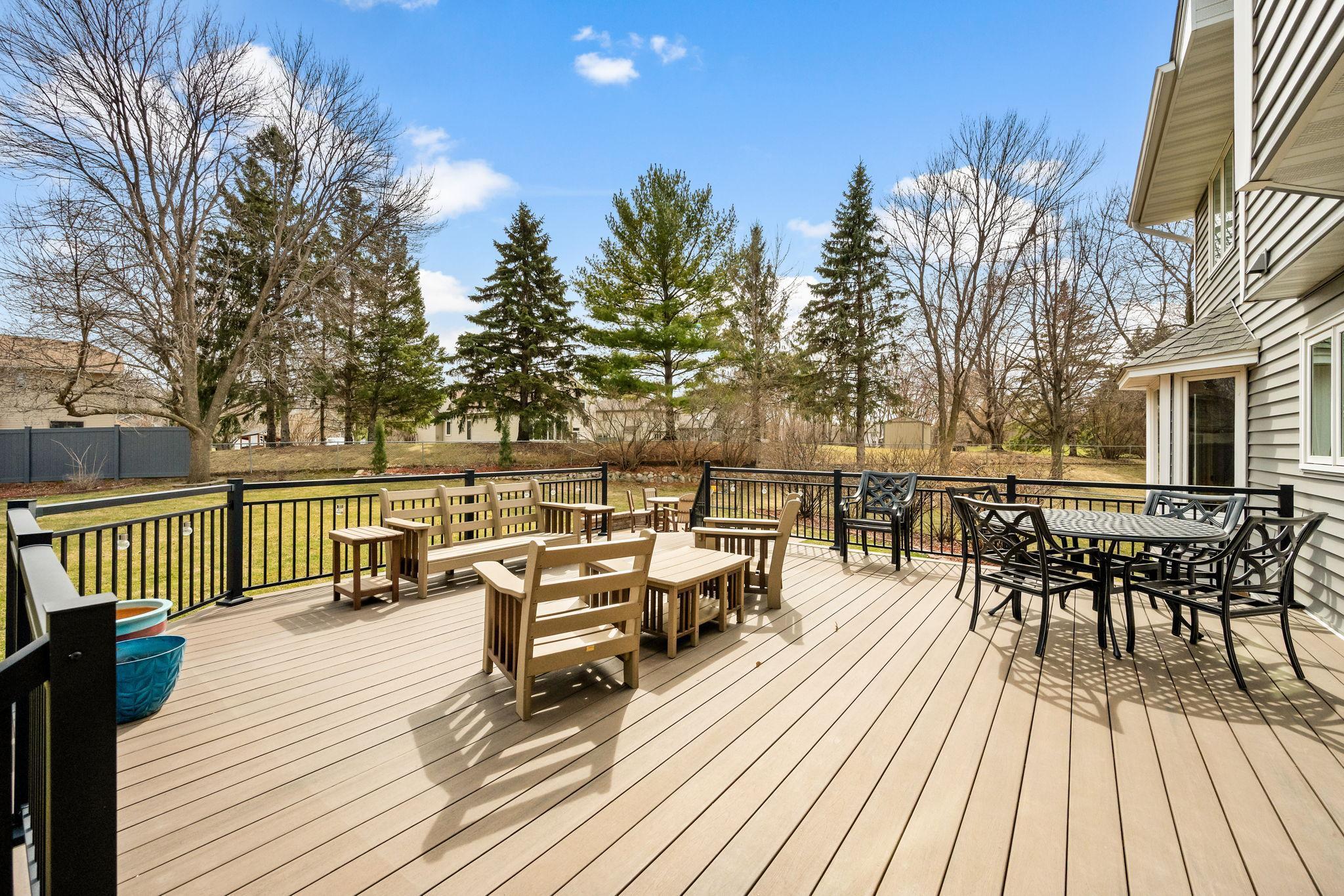 This deck is a dream! New within the last 3 years.