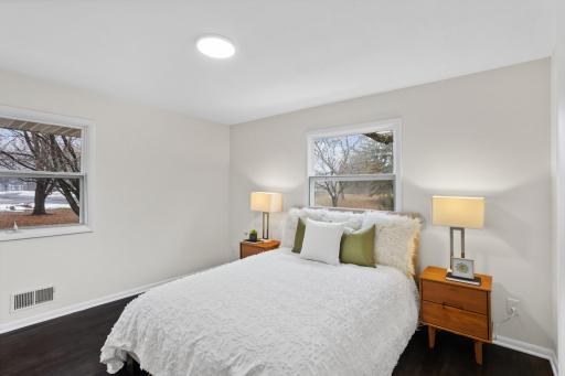 16420 4th Avenue N, Minneapolis, MN 55447
