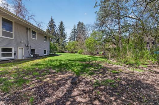 16420 4th Avenue N, Minneapolis, MN 55447
