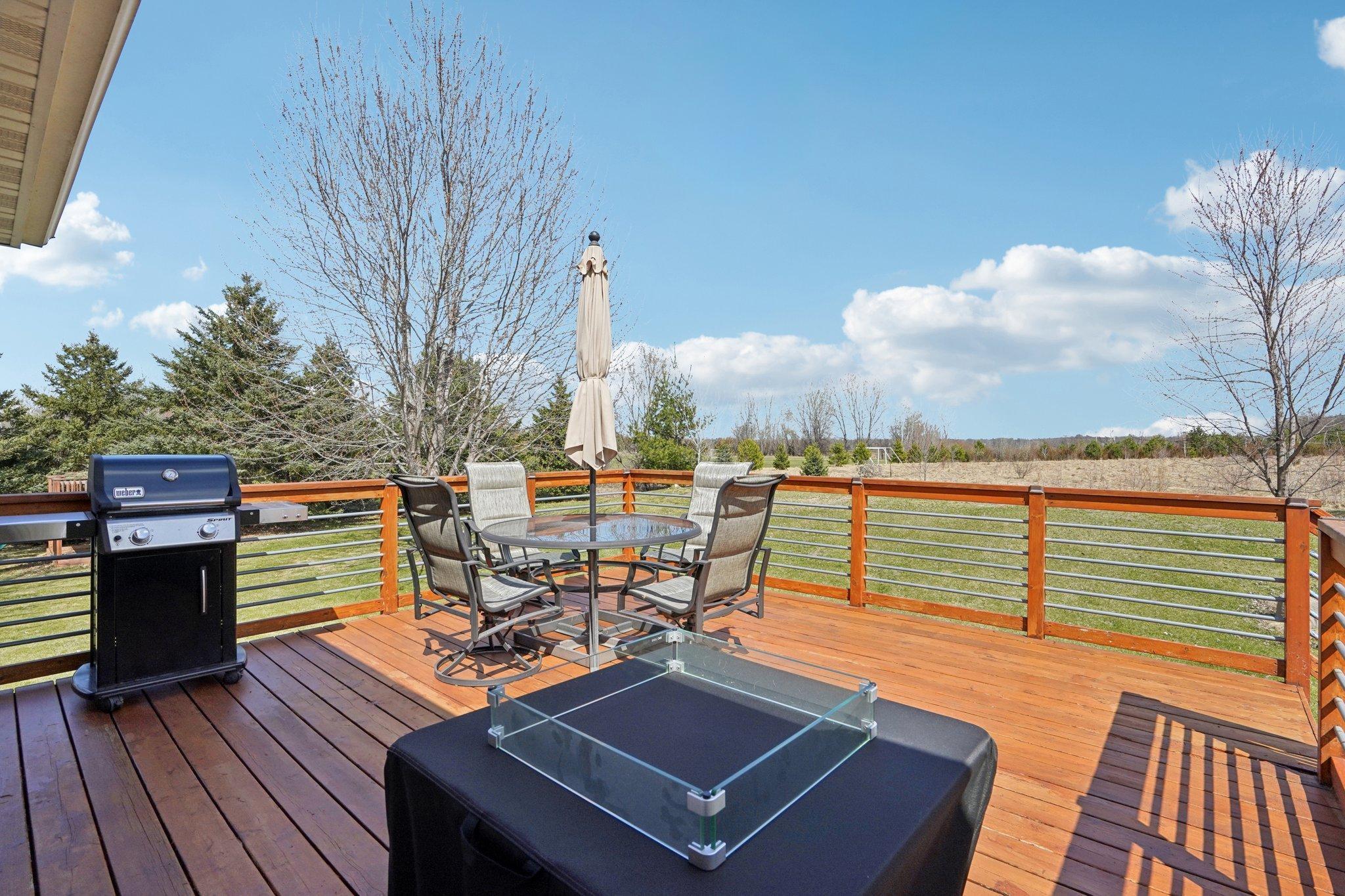 51-web-or-mls-Jenner Ct-S1604-051.jpg