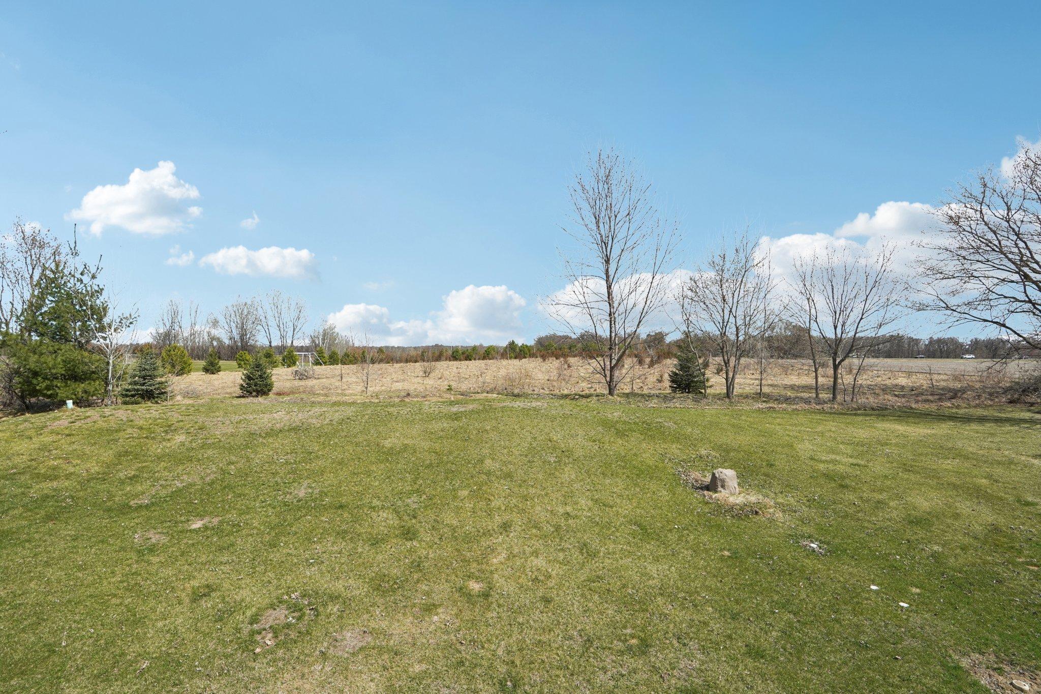 54-web-or-mls-Jenner Ct-S1604-054.jpg