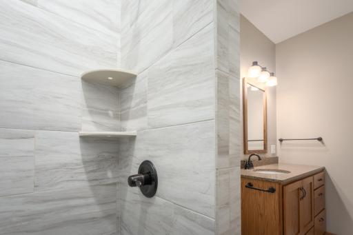 662 Voyager Drive, Alexandria, MN 56308