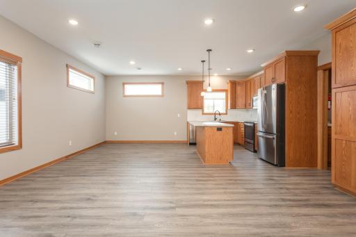 662 Voyager Drive, Alexandria, MN 56308