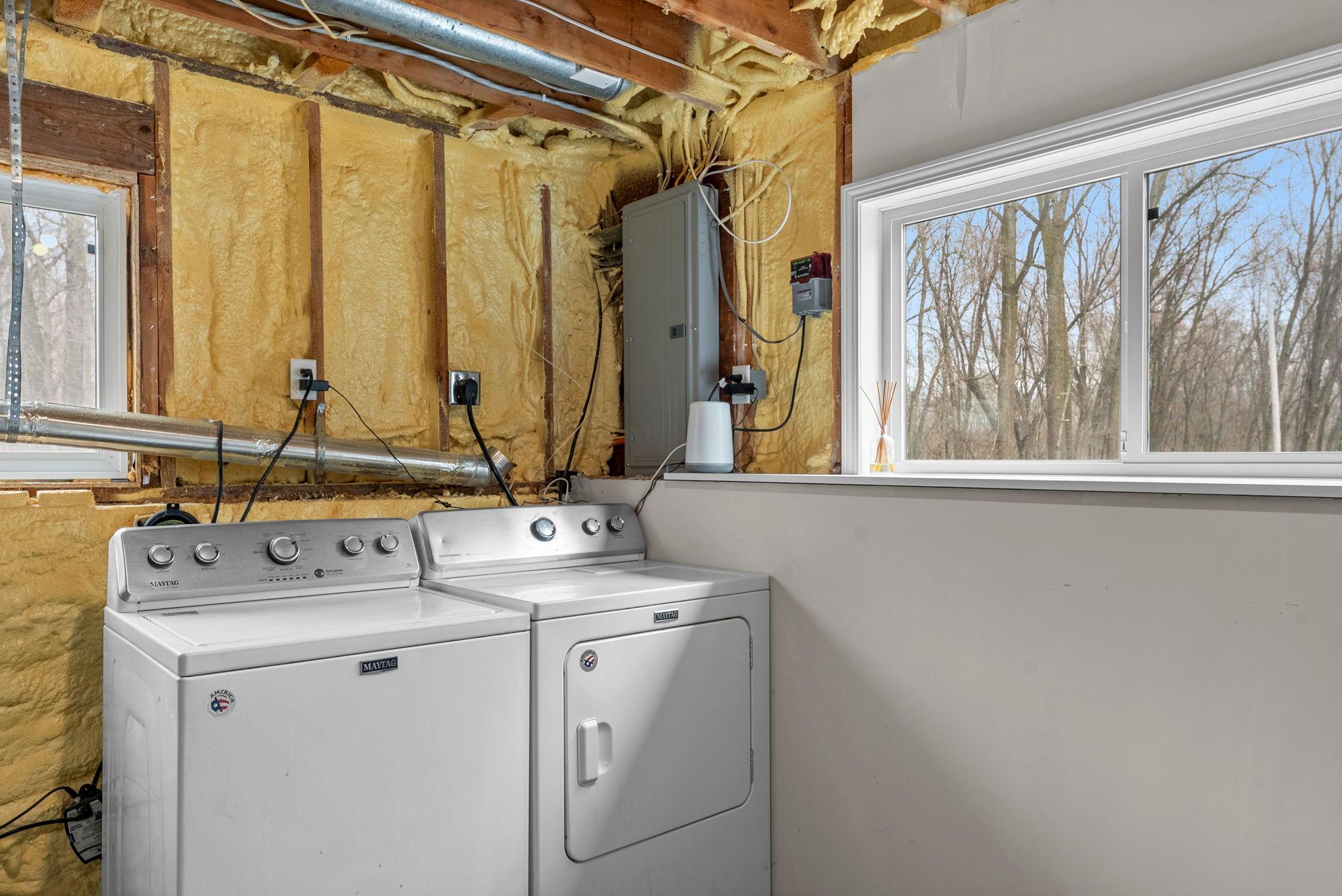 47-web-or-mls-51400 Berry Ave-338.jpg