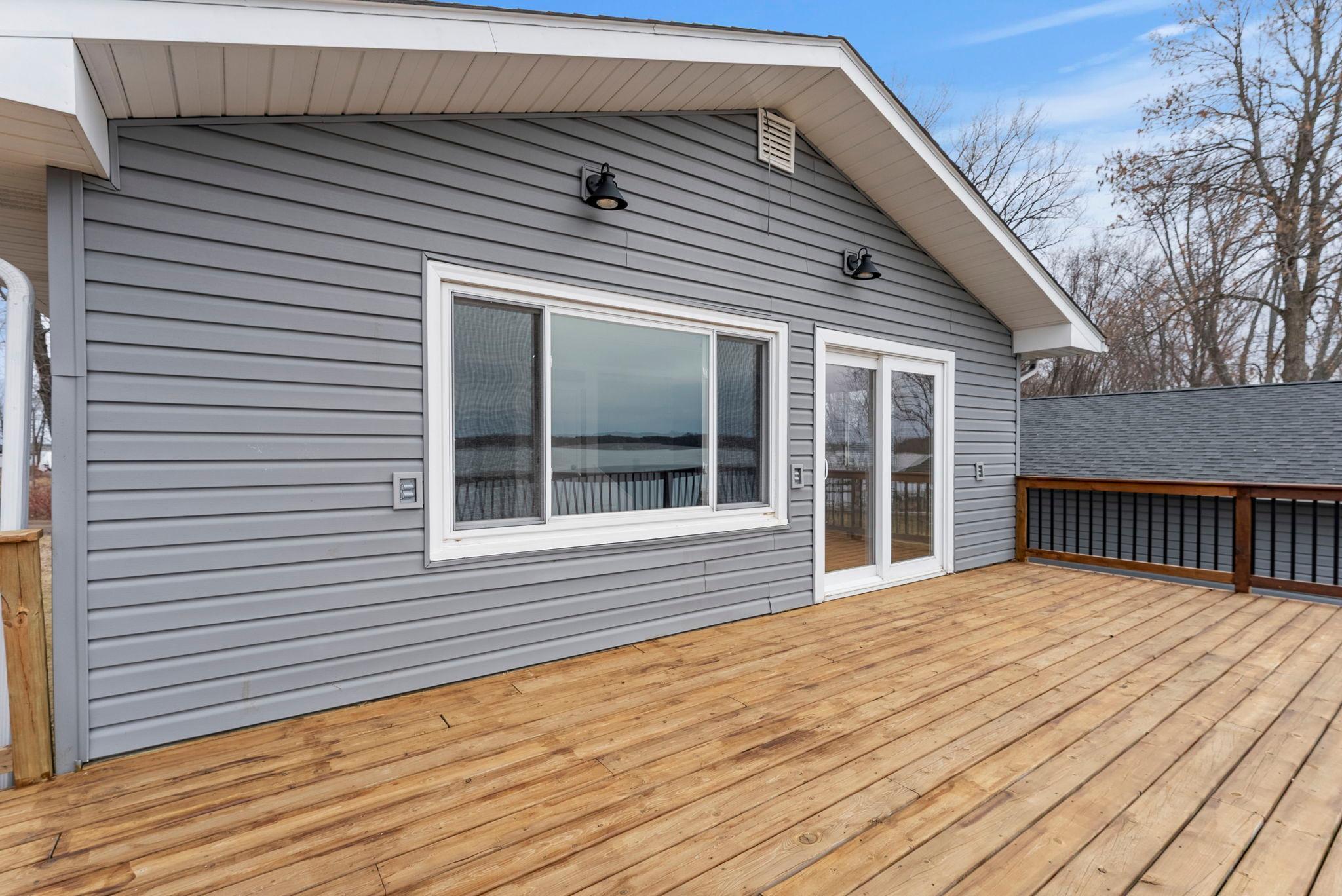 20-web-or-mls-51400 Berry Ave-161.jpg