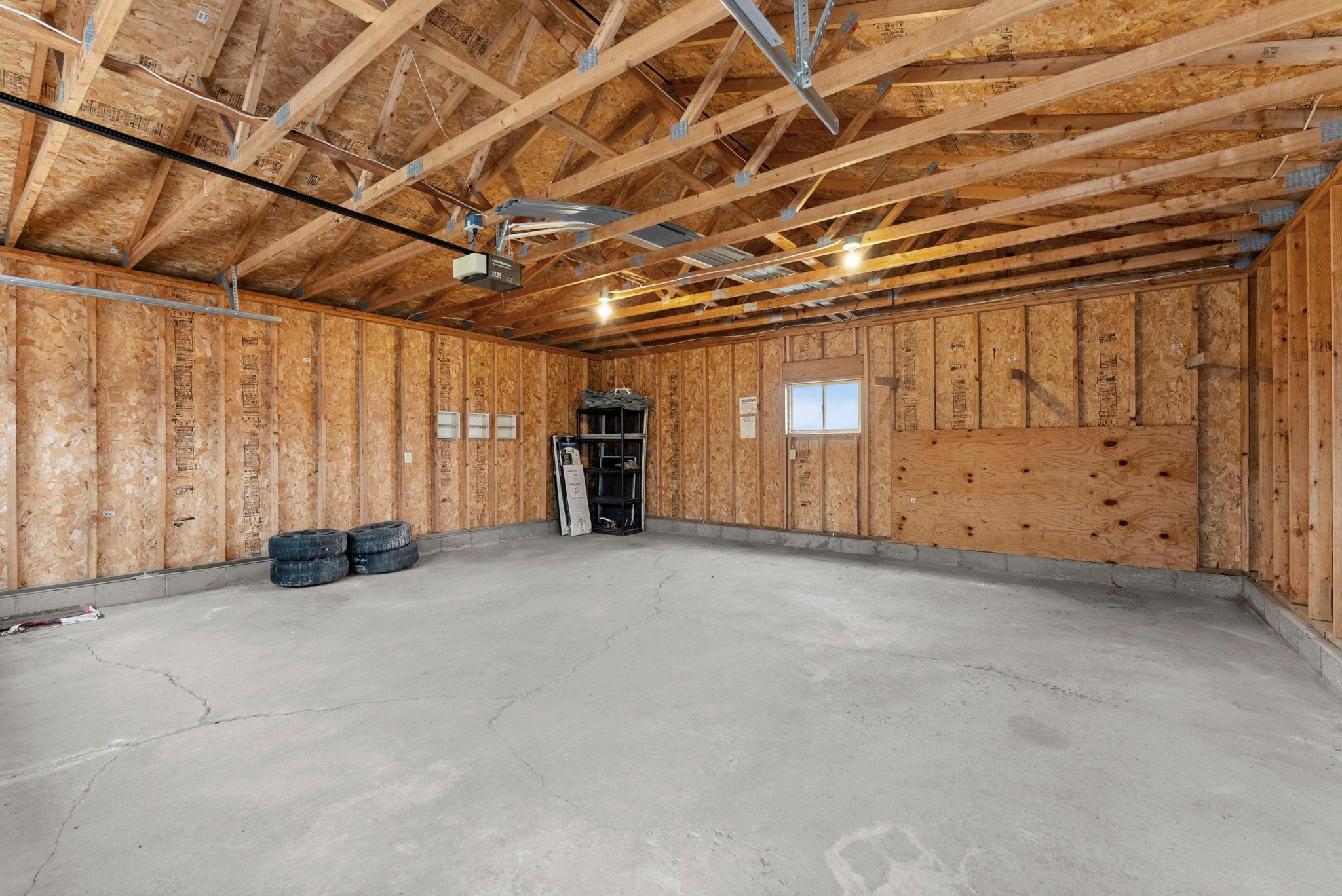 49-web-or-mls-51400 Berry Ave-171.jpg