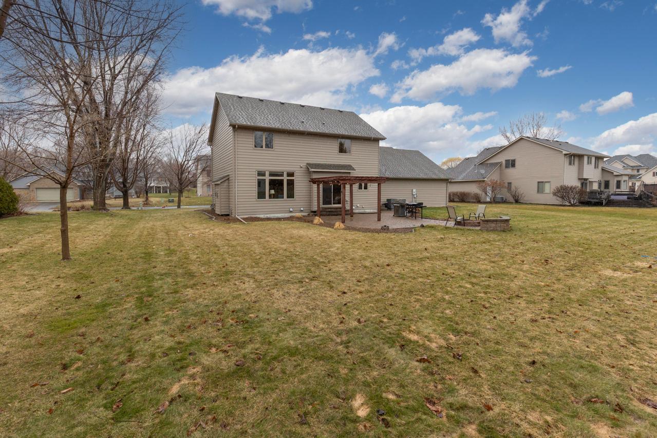 Large back yard perfect for lots of activities