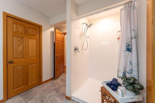 Bonus - there is additional storage shelving behind door.