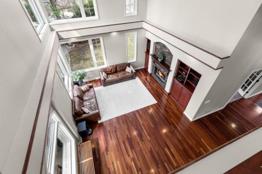 4251 Manor Court Road, Minnetonka, MN 55345