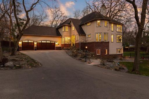 4251 Manor Court Road, Minnetonka, MN 55345