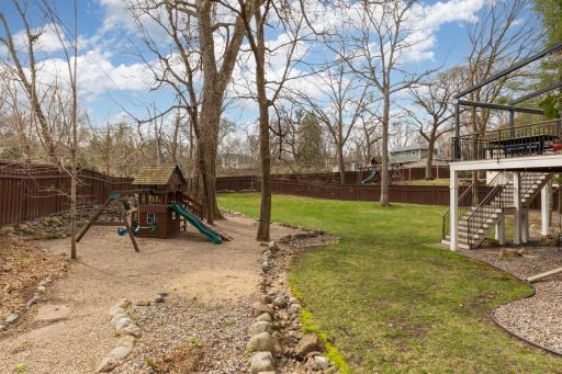 4251 Manor Court Road, Minnetonka, MN 55345