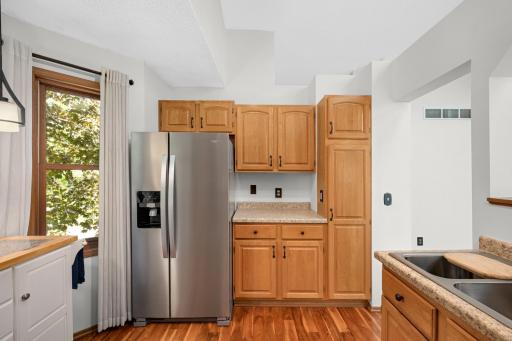 7365 Bren Lane, Eden Prairie, MN 55346