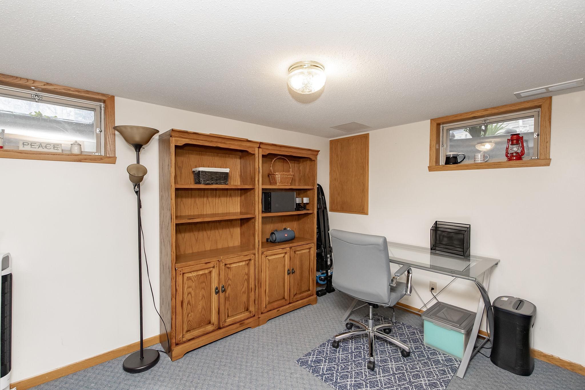 Office / potential bedroom