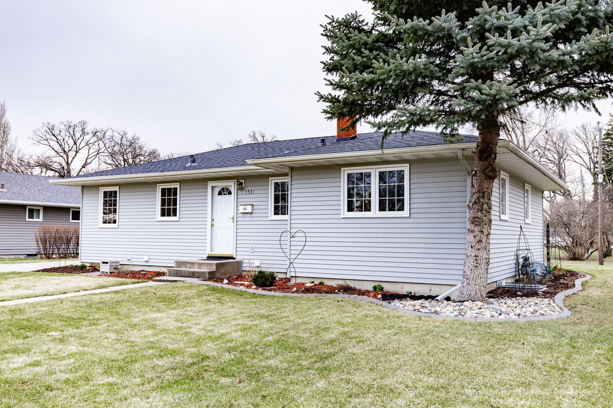 Front landscaping