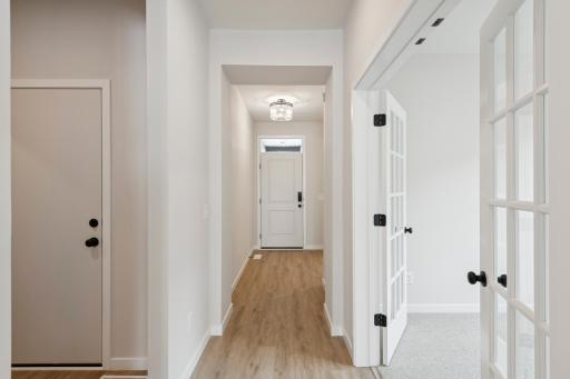 Inviting and elegant foyer to welcome your friends and family.