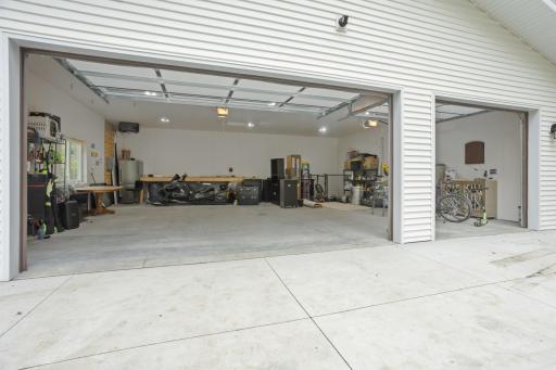 7411 Elm Court, Horace, ND 58047