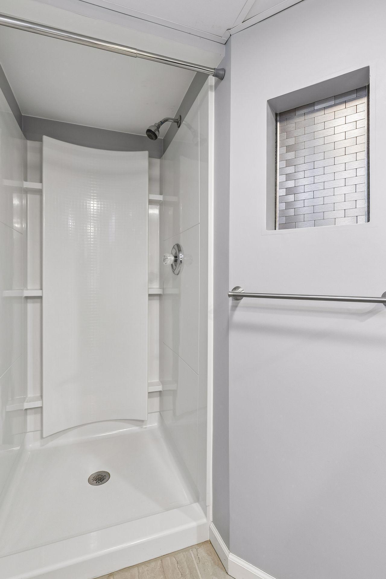 Lower Level 3/4 Bath