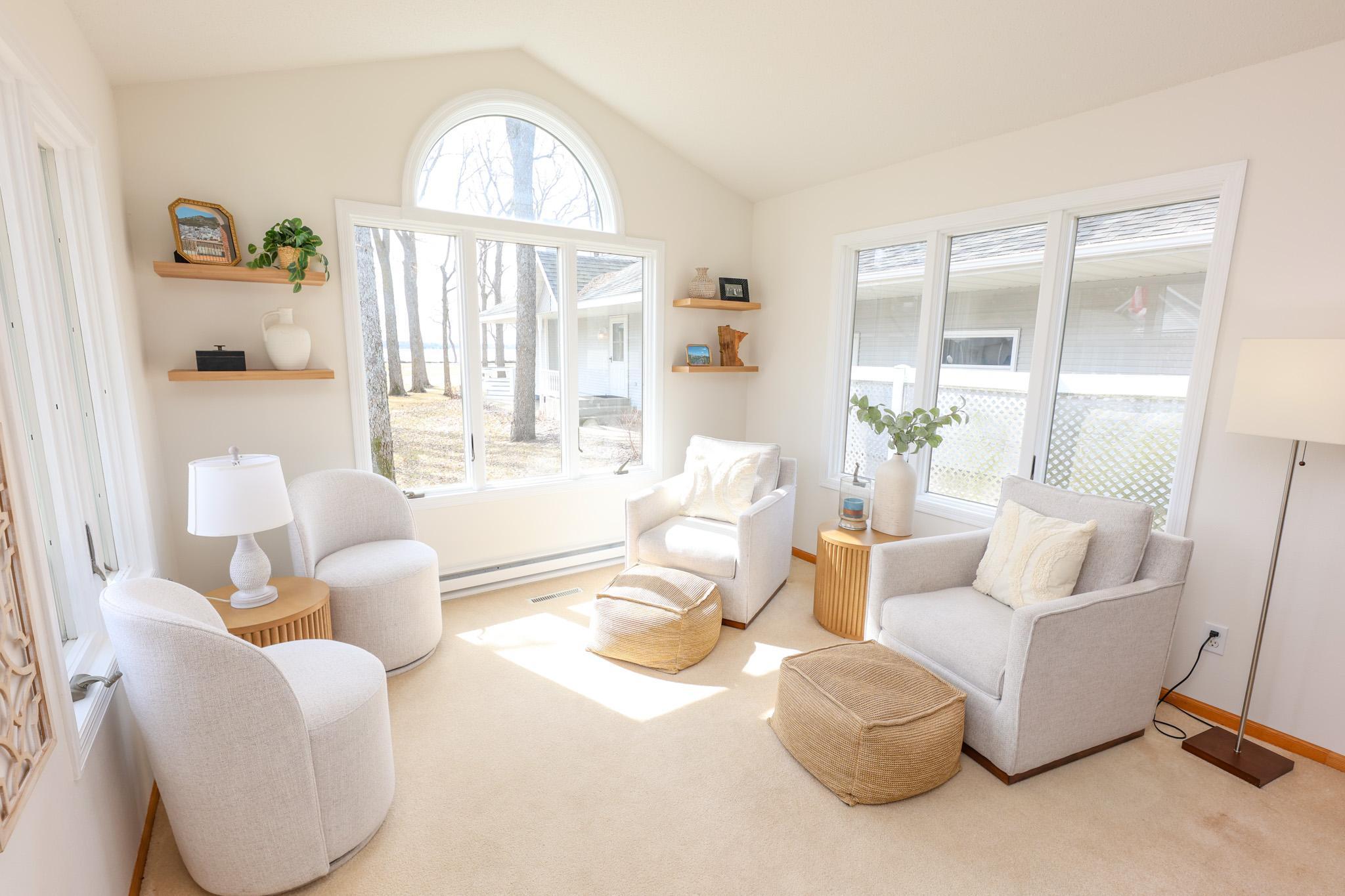 Sunroom w/ Lake Views