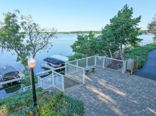 Steps & Lake Lift