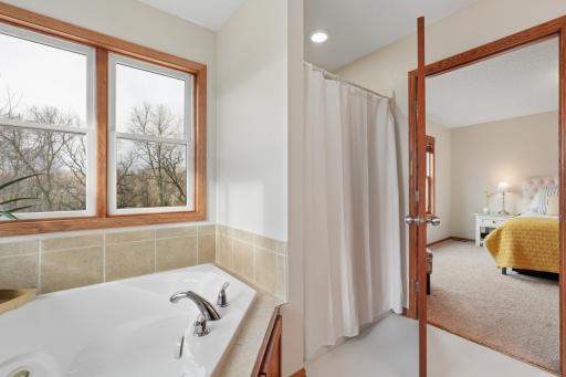 143 Heritage Trail, Houlton, WI 54082