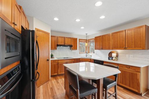 143 Heritage Trail, Houlton, WI 54082