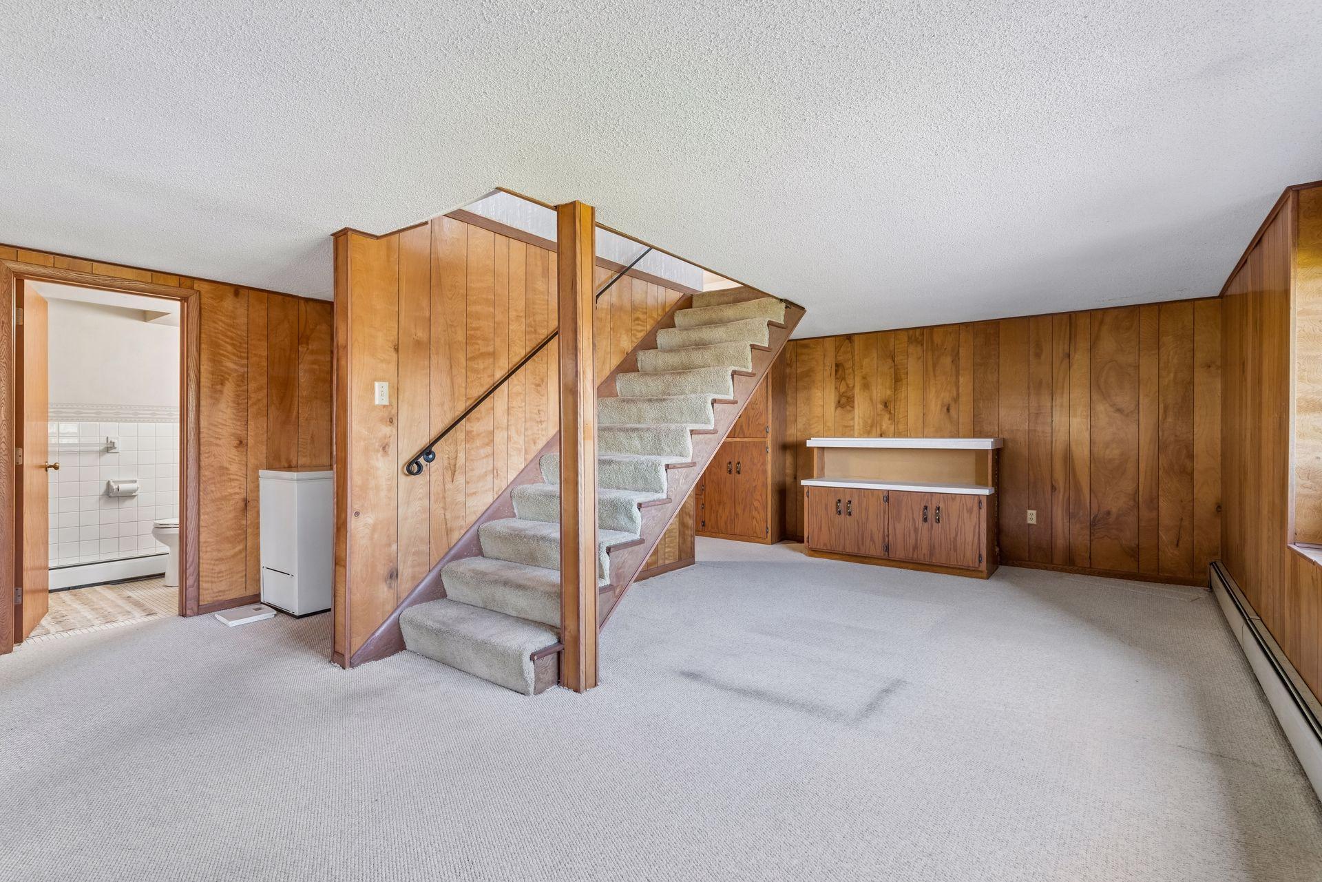Lower-level flex room
