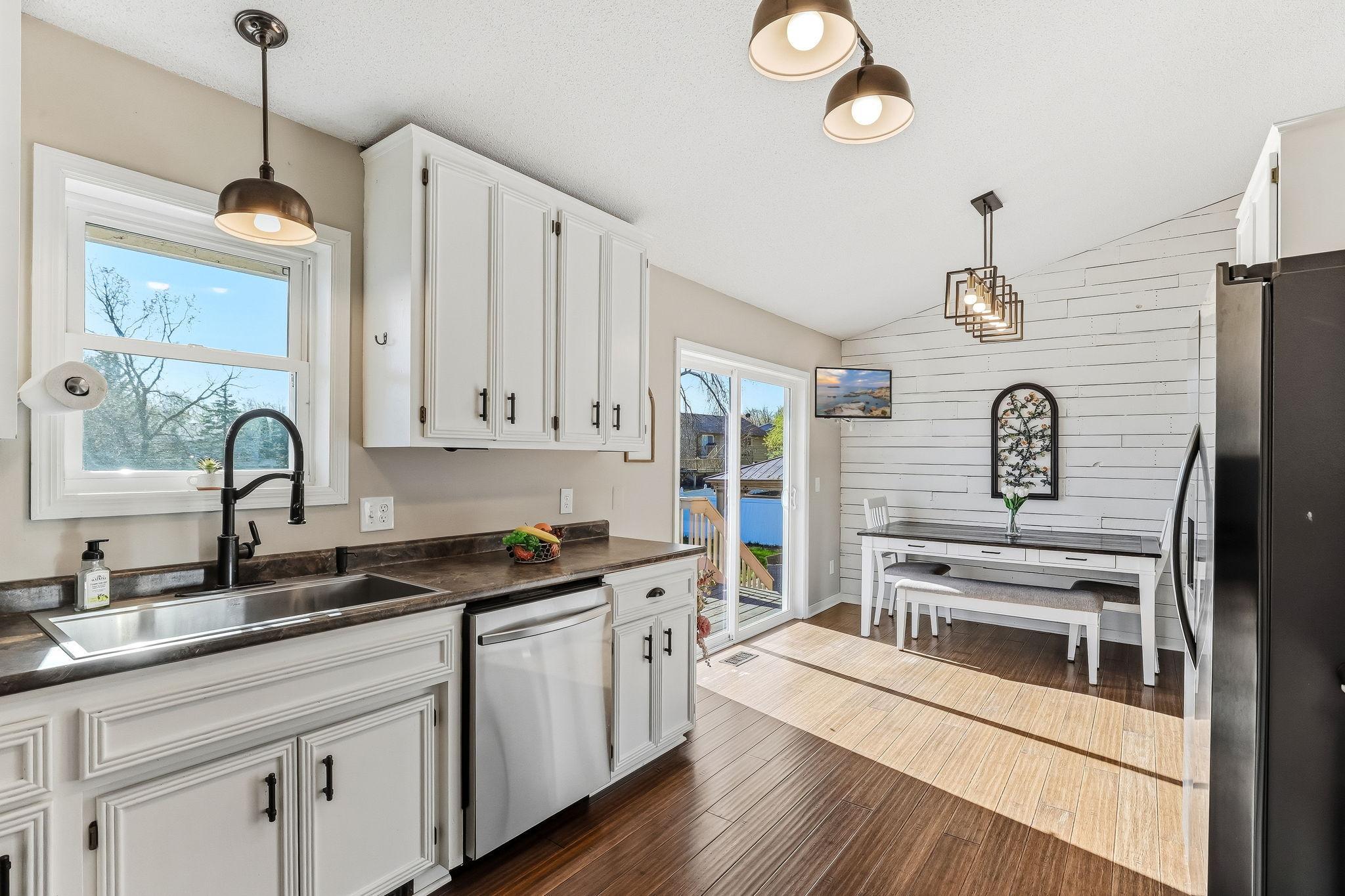 Kitchen/Dining