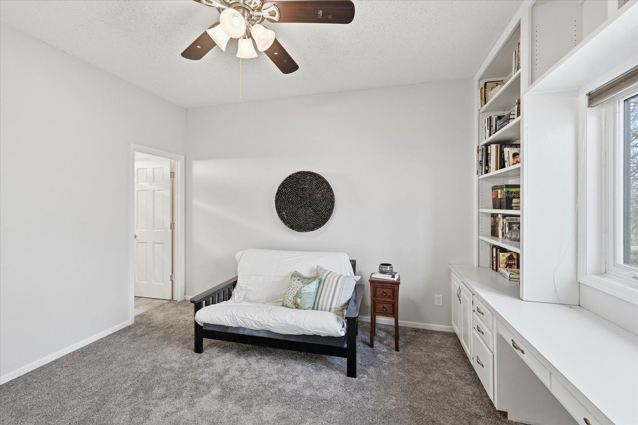 044-12960 32nd Ave N [2858118]- 044.jpg