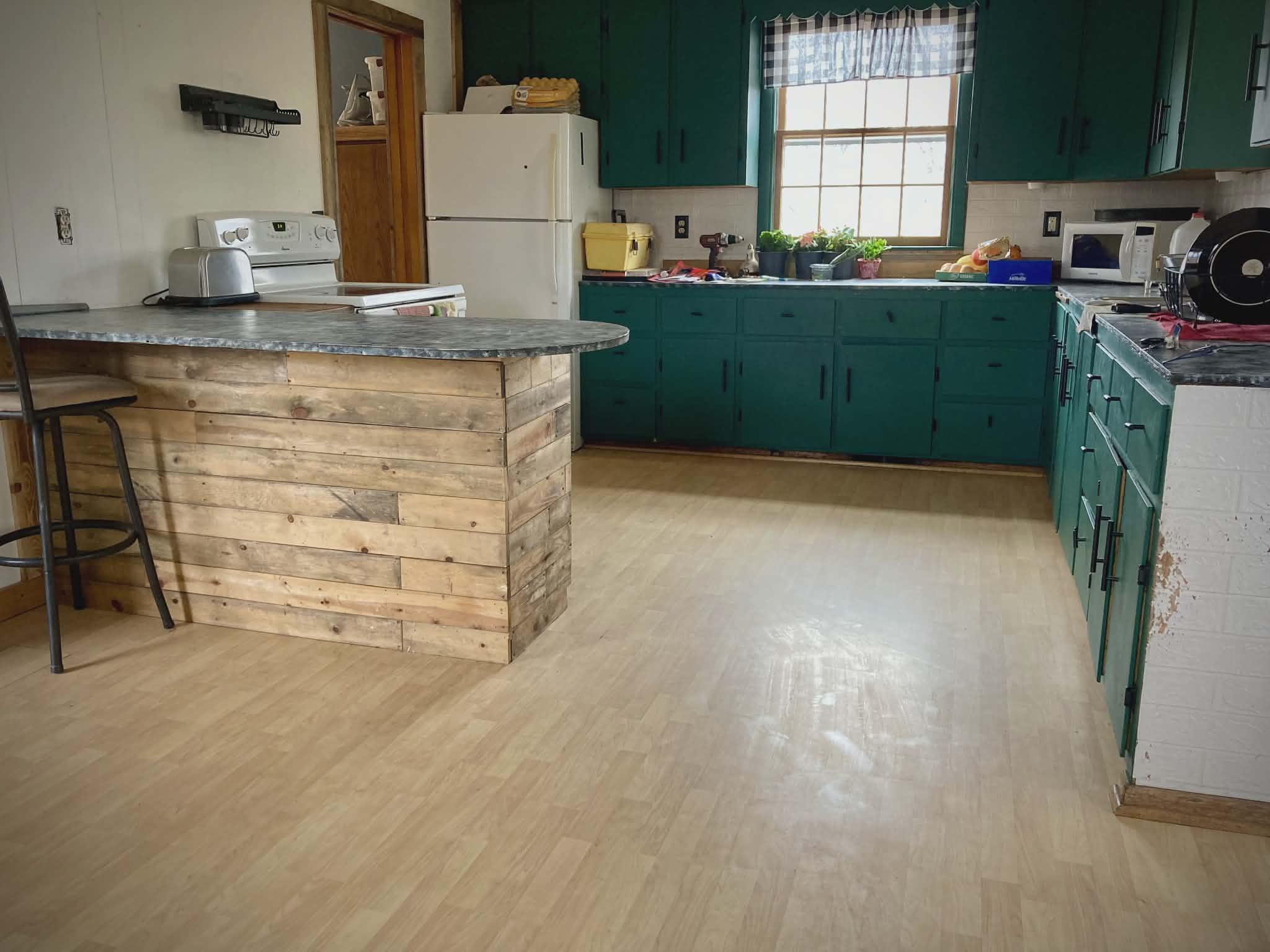 Kitchen ~ Photo kindly provided by the seller.