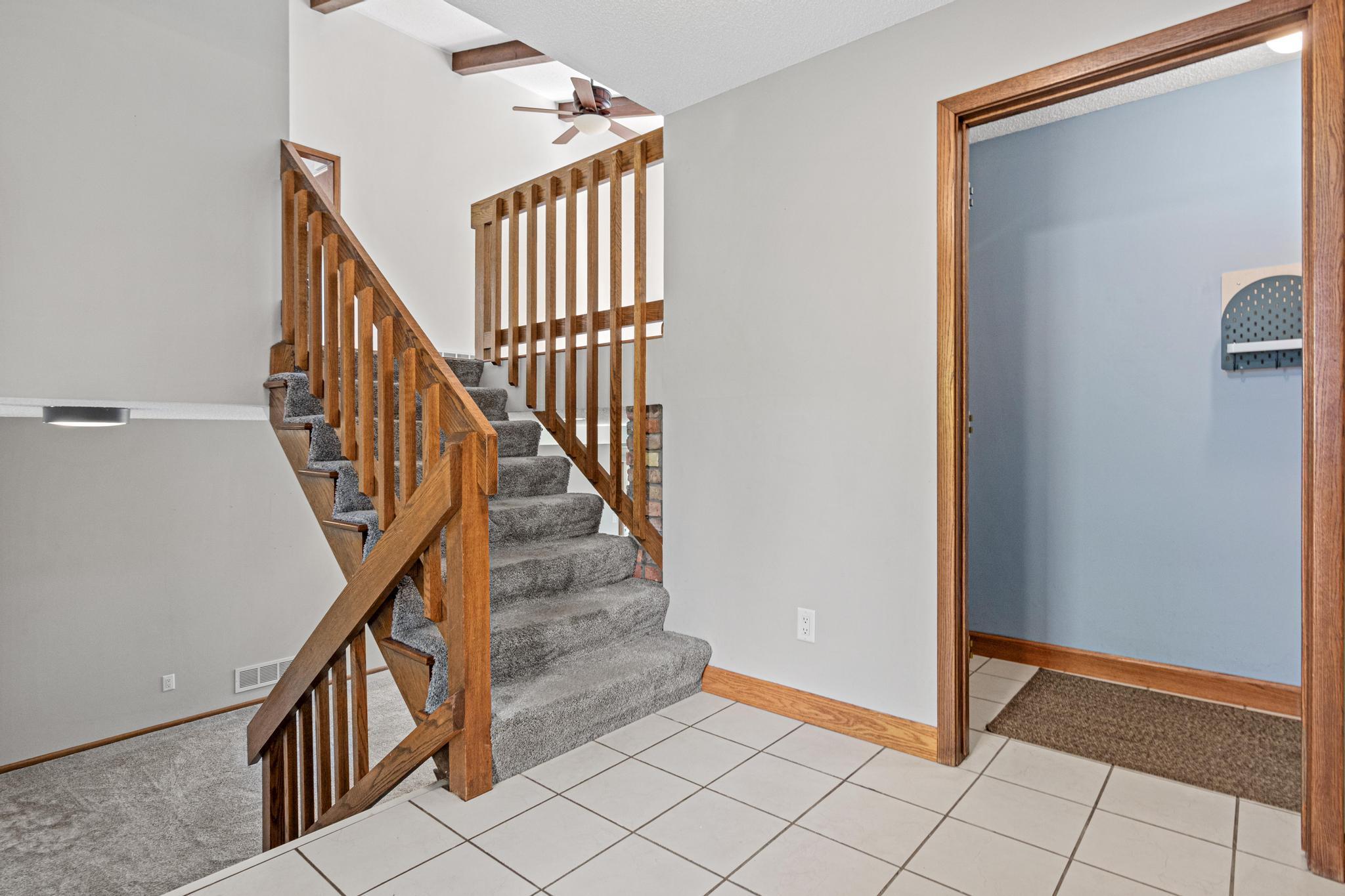 13880 Pennock Ave, Apple Valley-2.jpg