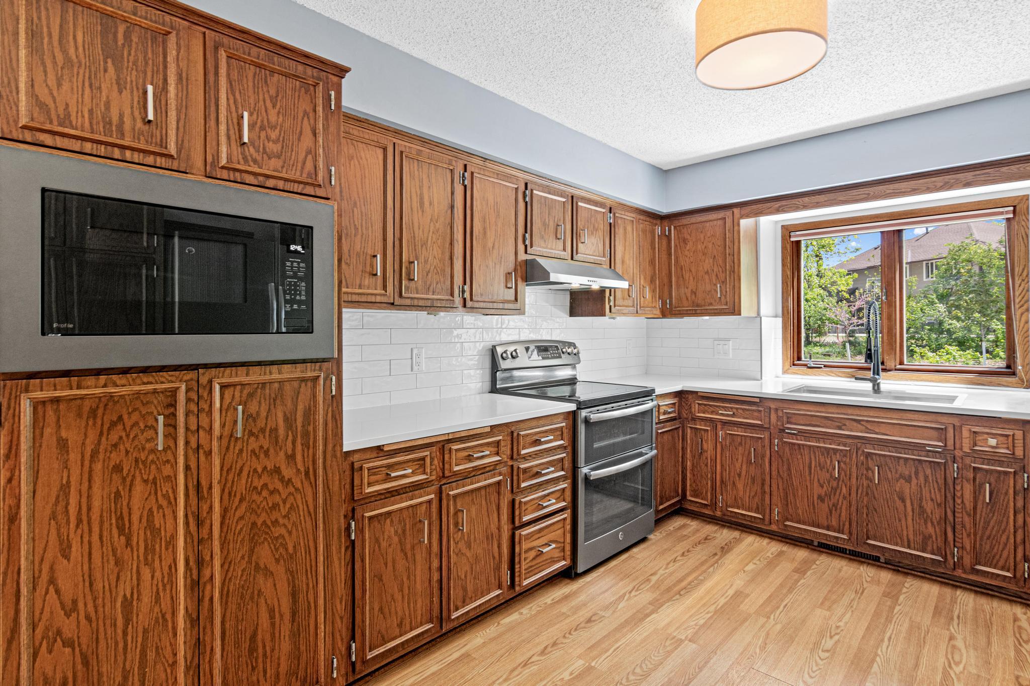 13880 Pennock Avenue, Saint Paul, MN 55124