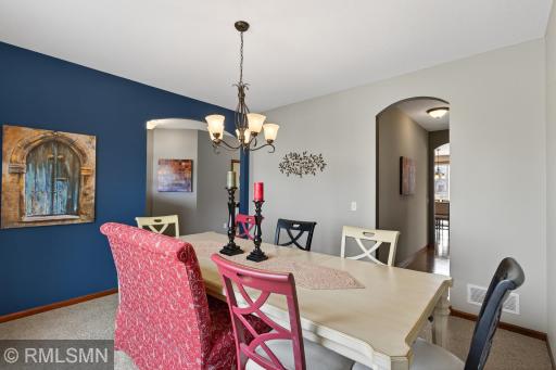 10406 Florida Avenue N, Minneapolis, MN 55445