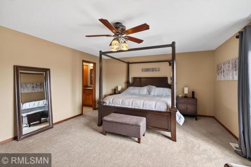 10406 Florida Avenue N, Minneapolis, MN 55445