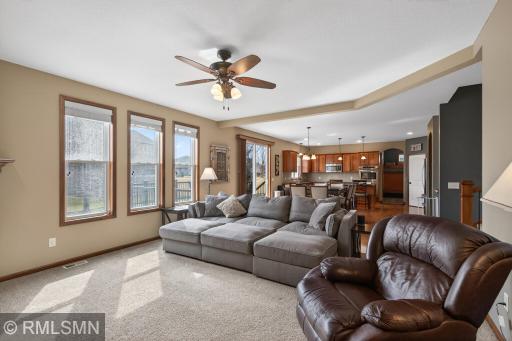 10406 Florida Avenue N, Minneapolis, MN 55445