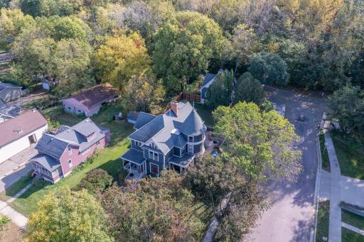 703 N 6th Street, Mankato, MN 56001