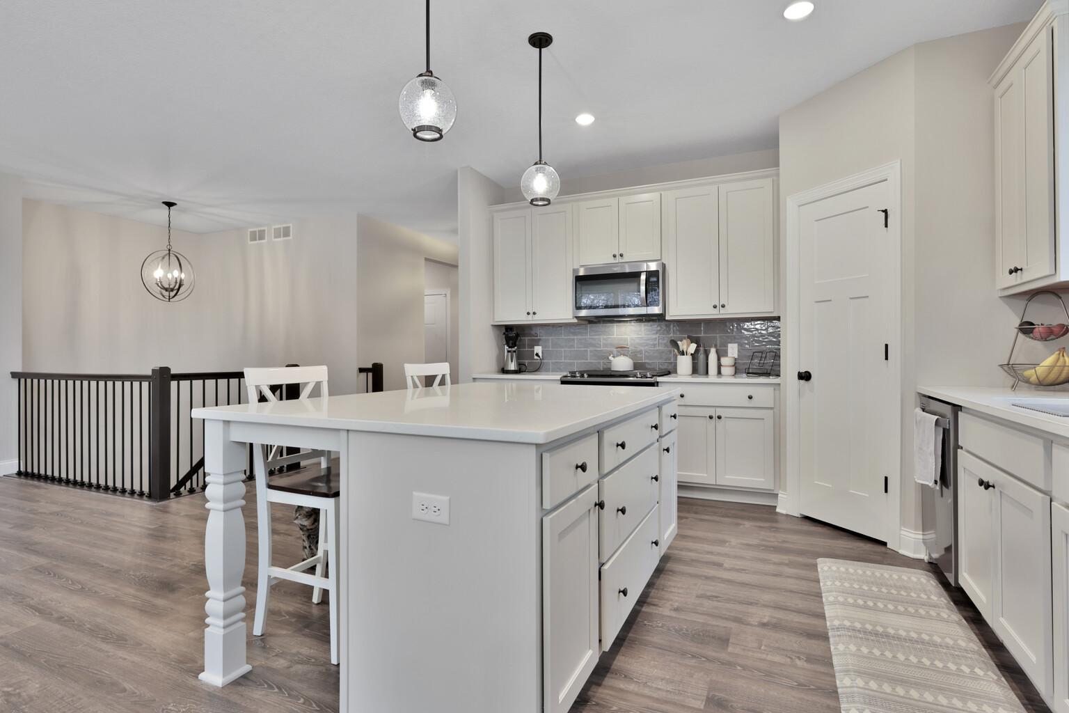 Oversized center island