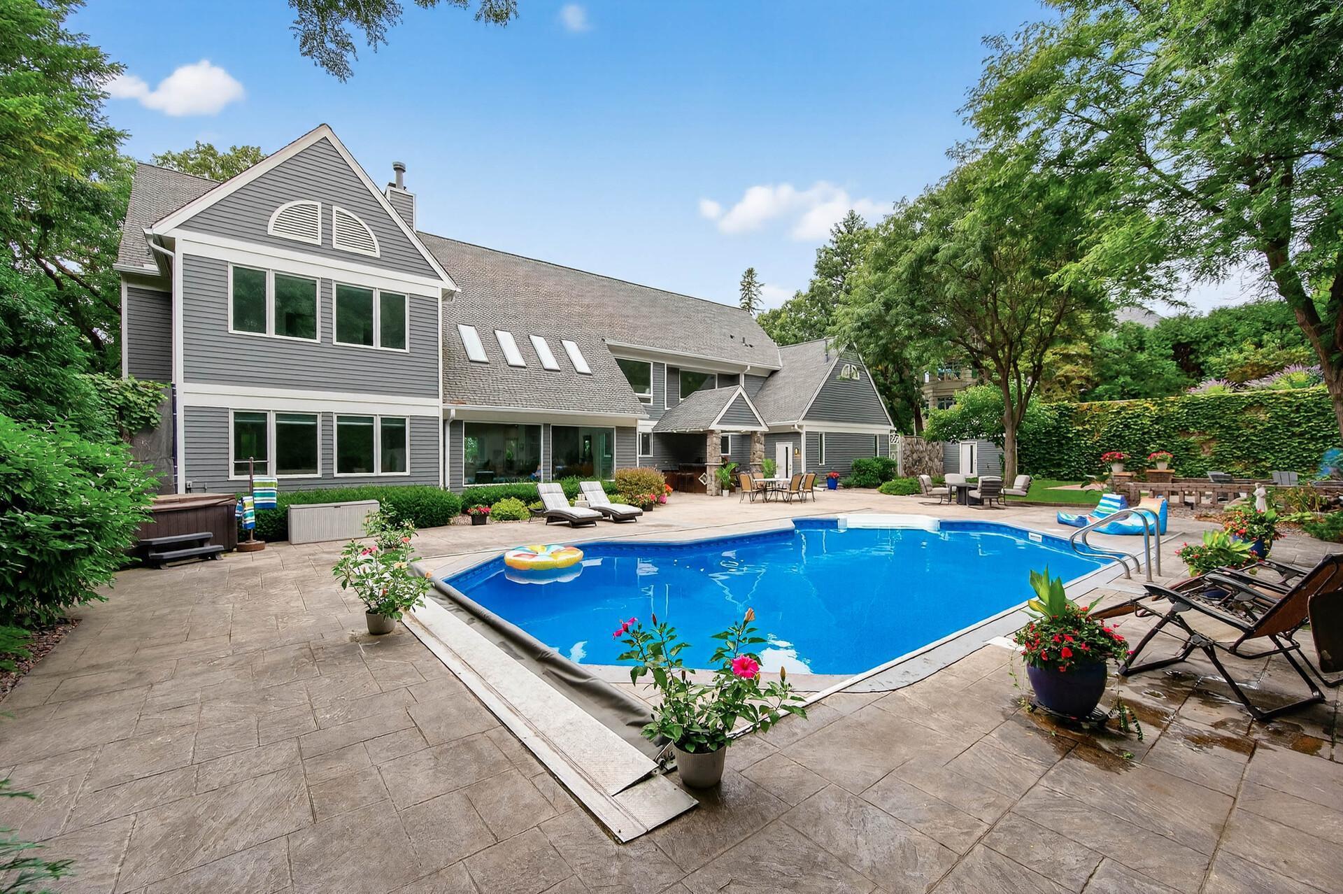 5010 Nob Hill Dr 15.jpg