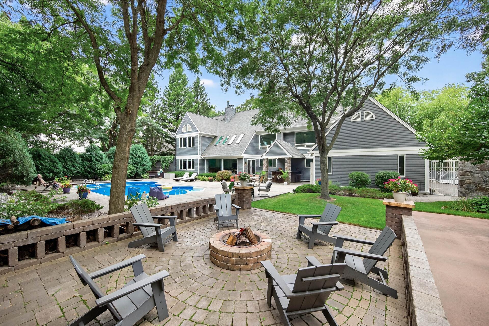 5010 Nob Hill Dr 12.jpg