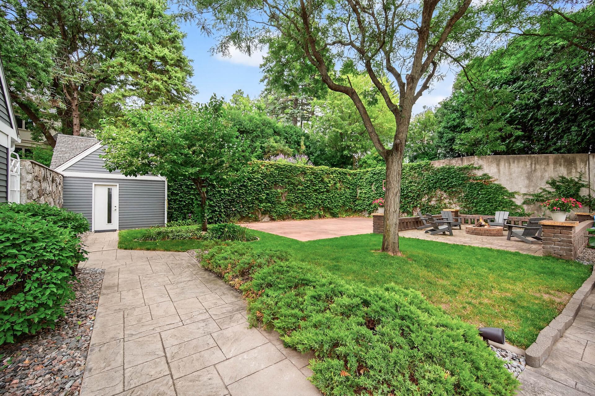 5010 Nob Hill Dr 10.jpg