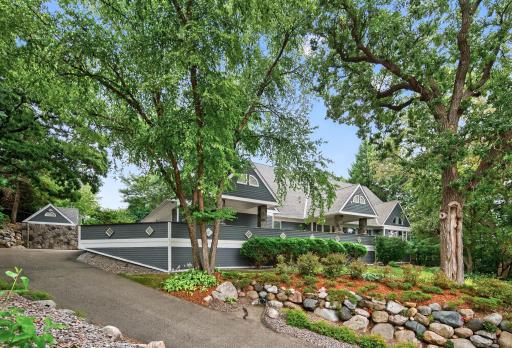 5010 Nob Hill Drive, Edina, MN 55439