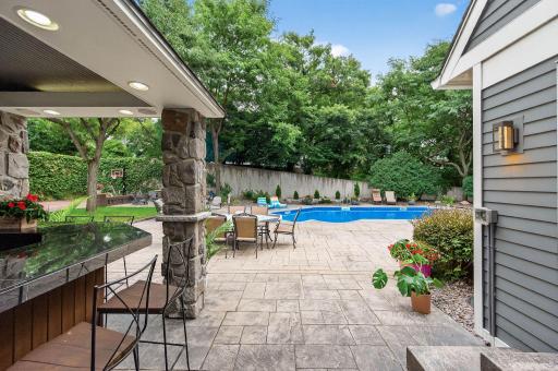 5010 Nob Hill Drive, Edina, MN 55439
