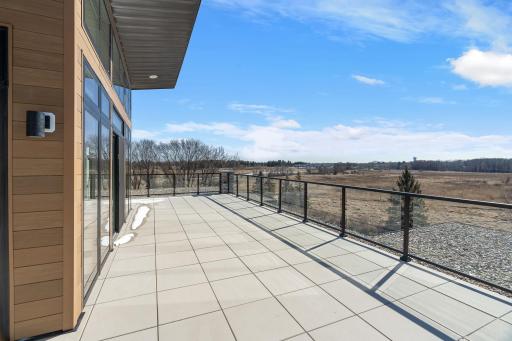 1 Hill Farm Road, 306, North Oaks, MN 55127