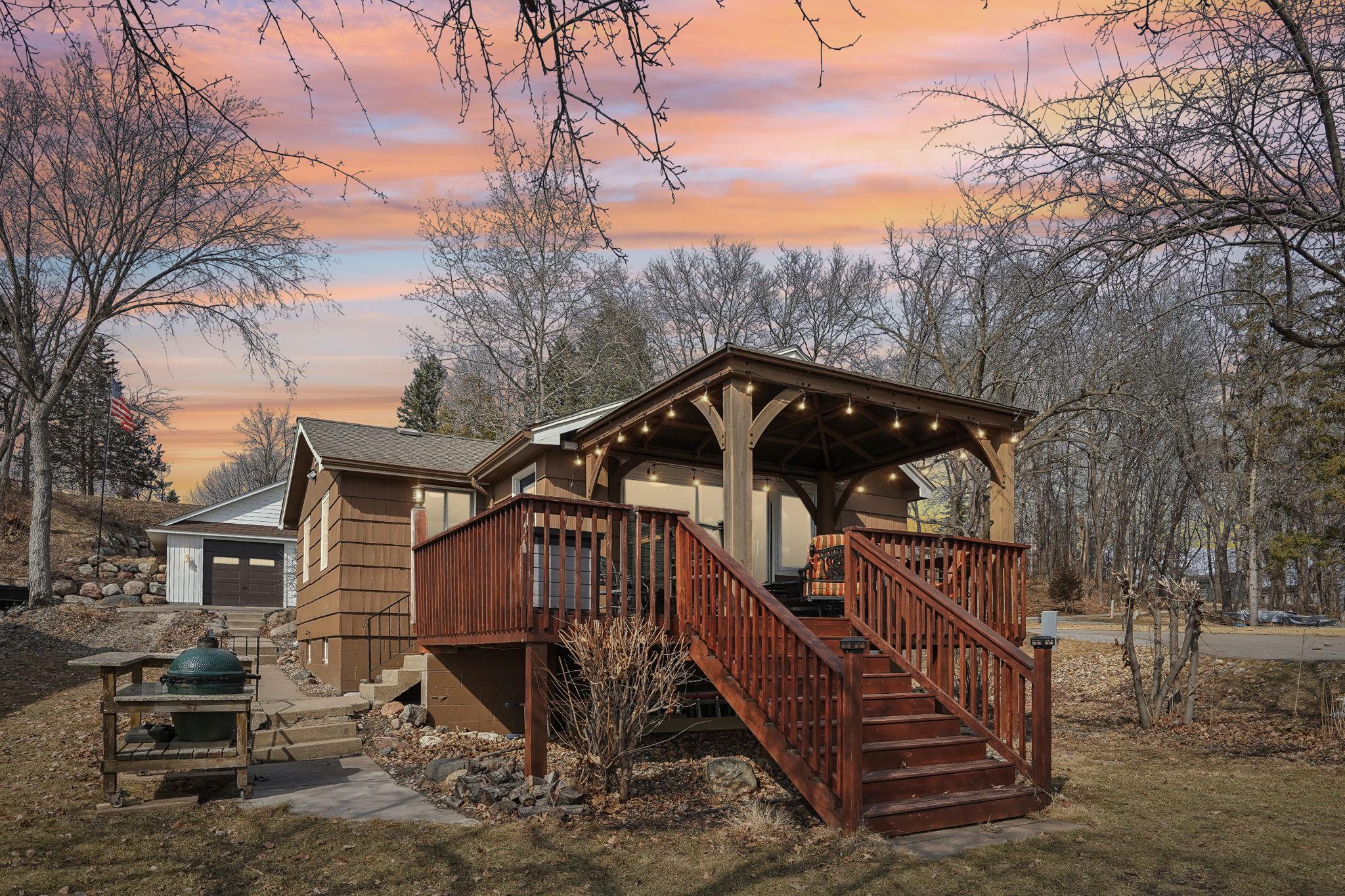 This home is so warm and inviting, featuring an open layout that maximizes space with tons of natural light pouring in.