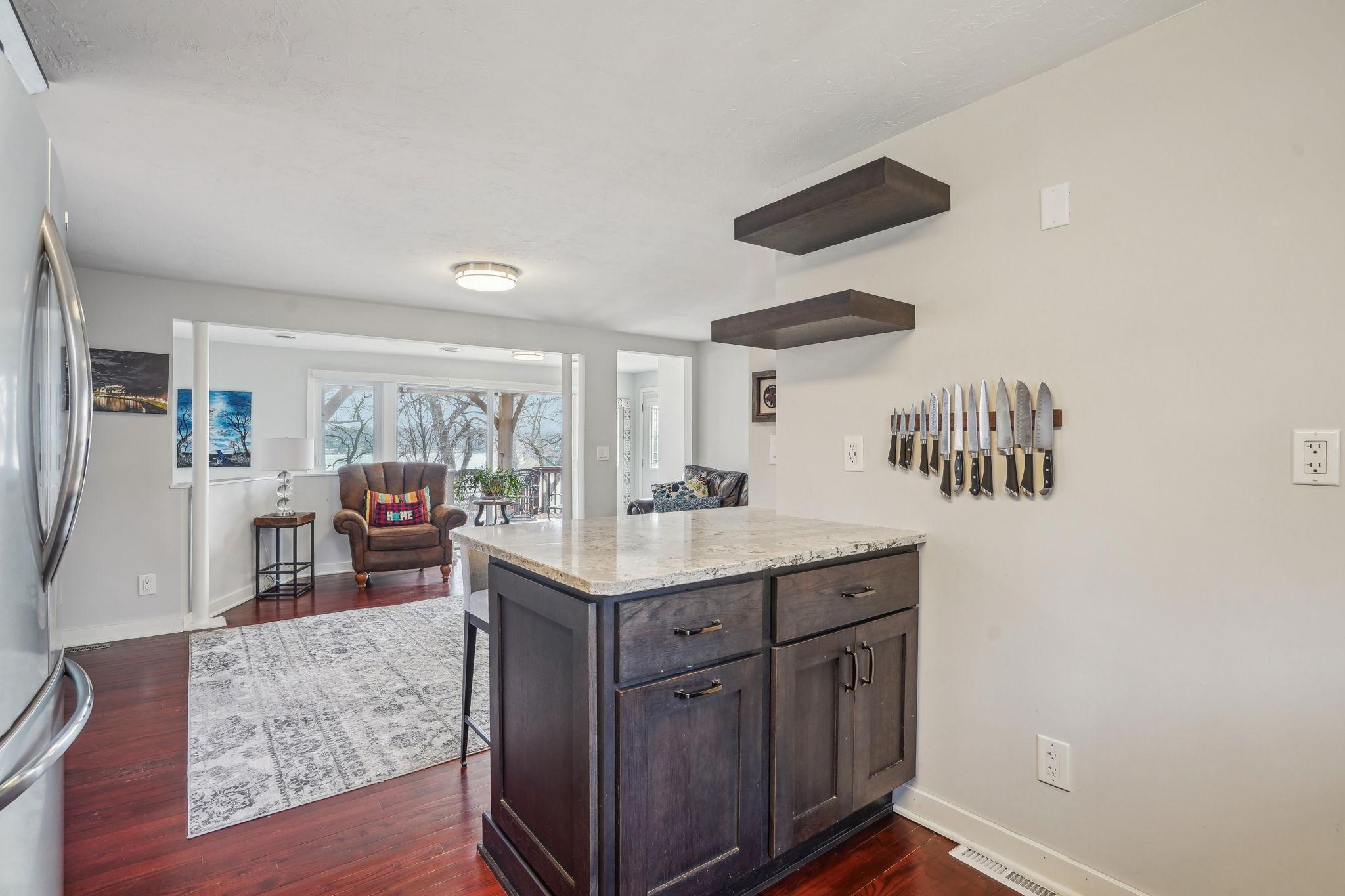 The peninsula is perfect for enjoying meals.